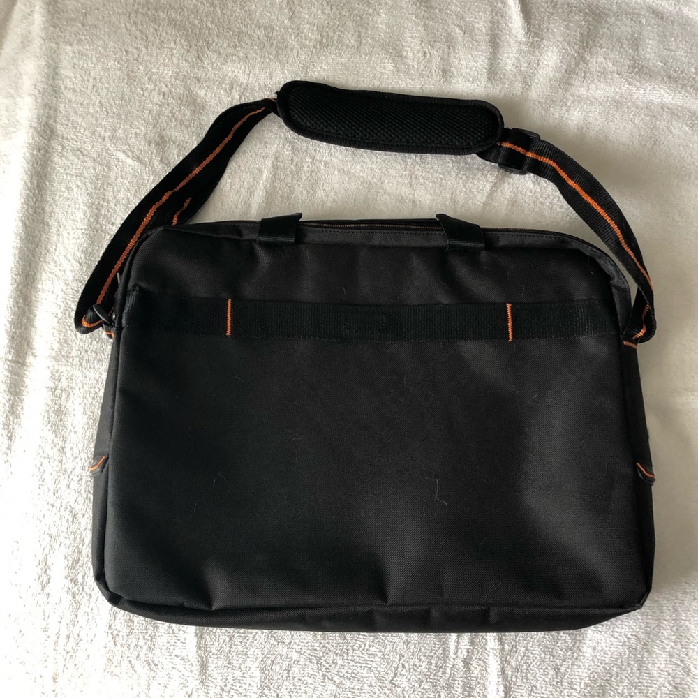 Solo slim laptop briefcase - Picture 2 of 6